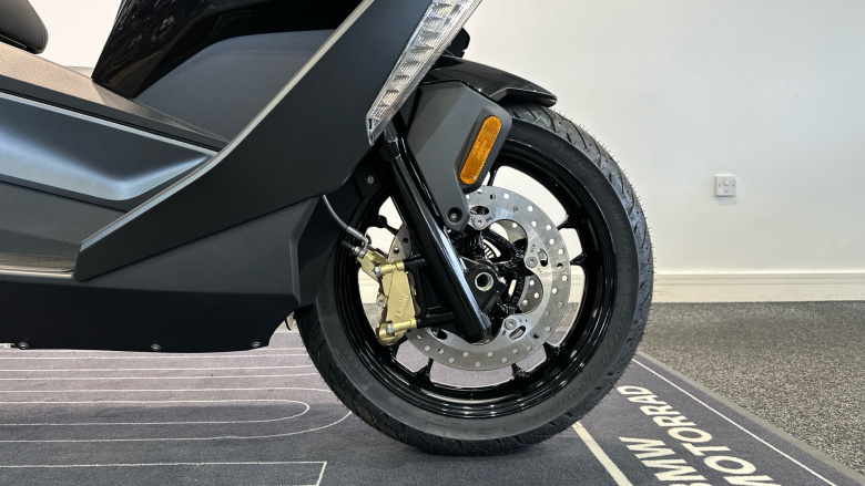 BMW C400 GT